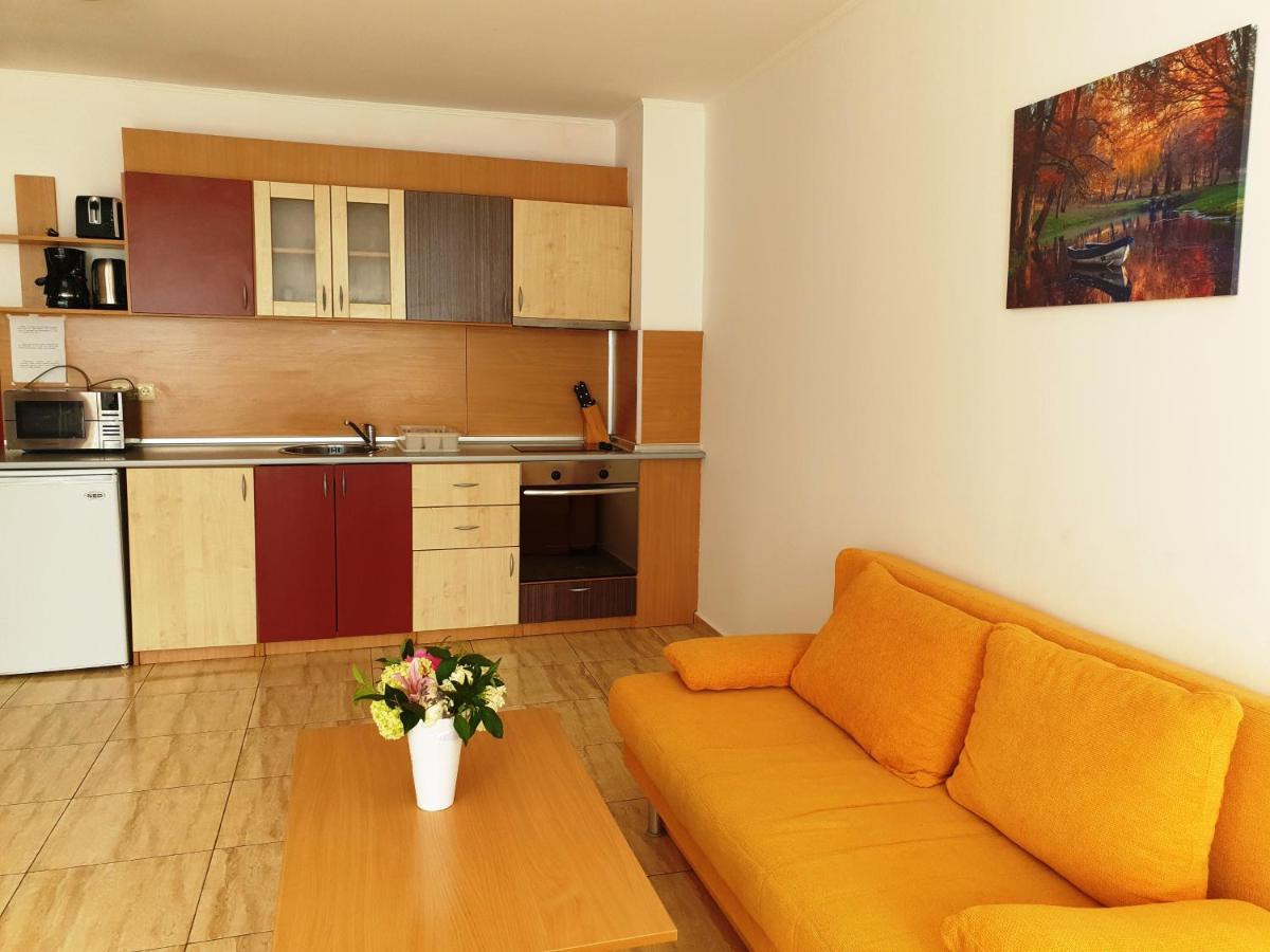 Dolce Vita Apart Complex Aparthotel Sveti Vlas Exteriör bild