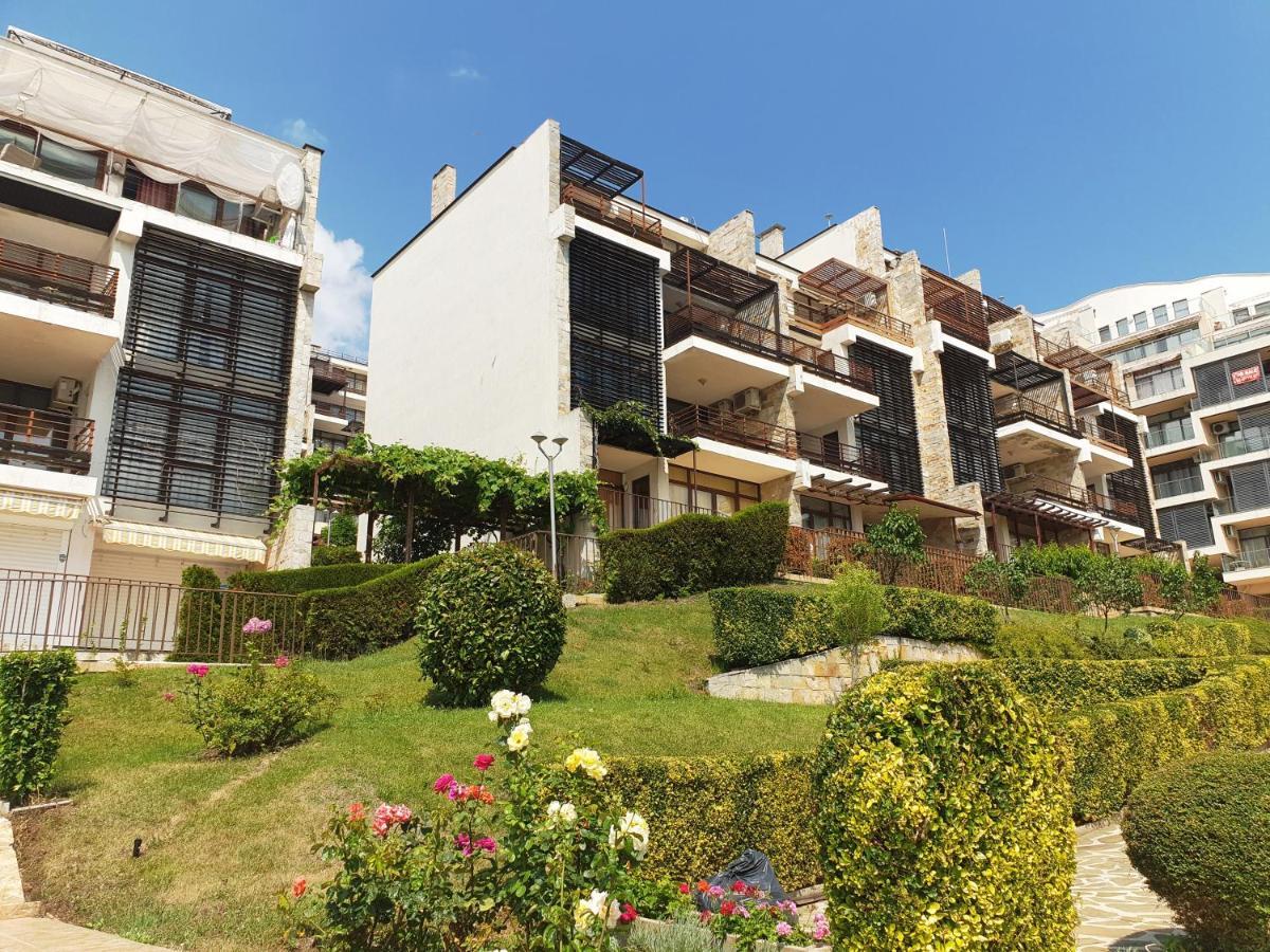 Dolce Vita Apart Complex Aparthotel Sveti Vlas Exteriör bild