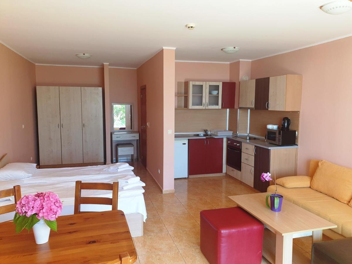Dolce Vita Apart Complex Aparthotel Sveti Vlas Exteriör bild