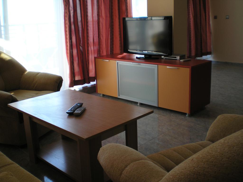 Dolce Vita Apart Complex Aparthotel Sveti Vlas Exteriör bild